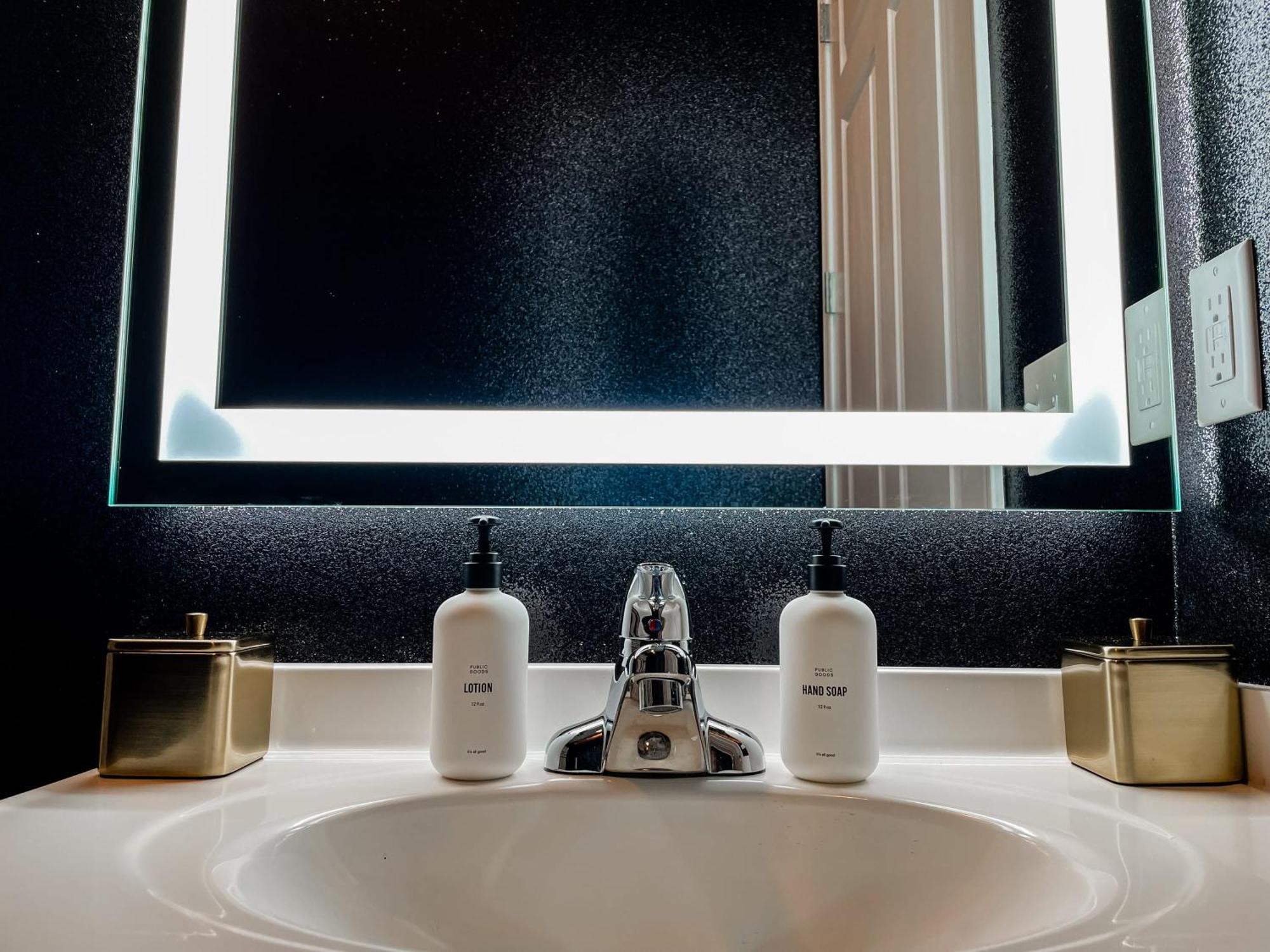 Villa Dolly'S Glam Getaway - Glittering Gem Near Broadway Nashville Exterior foto